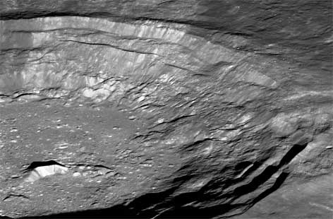 CLIC POUR VOIR L'IMAGE ENTIERE EN HR