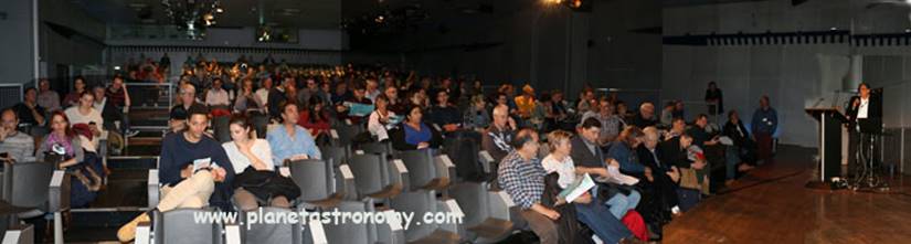 Une image contenant personne, joueur, homme, intérieur
Description générée automatiquement