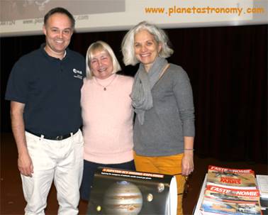 Une image contenant personne, intérieur, posant, debout
Description générée automatiquement