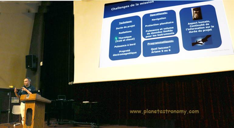 Une image contenant intérieur, mur, télévision
Description générée automatiquement