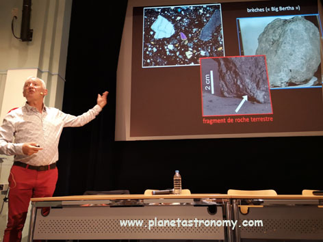 Une image contenant intérieur, homme, mur, personne
Description générée automatiquement