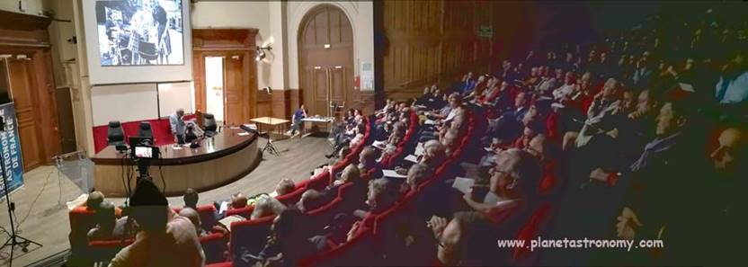 Une image contenant intérieur, personne
Description générée automatiquement