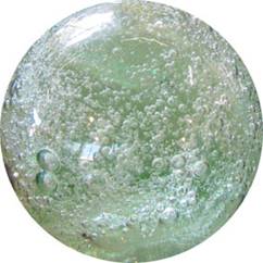 Une image contenant intérieur, table, objet, assis
Description générée automatiquement