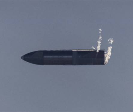 Une image contenant ciel, ext�rieur, transport, jour

Description g�n�r�e automatiquement