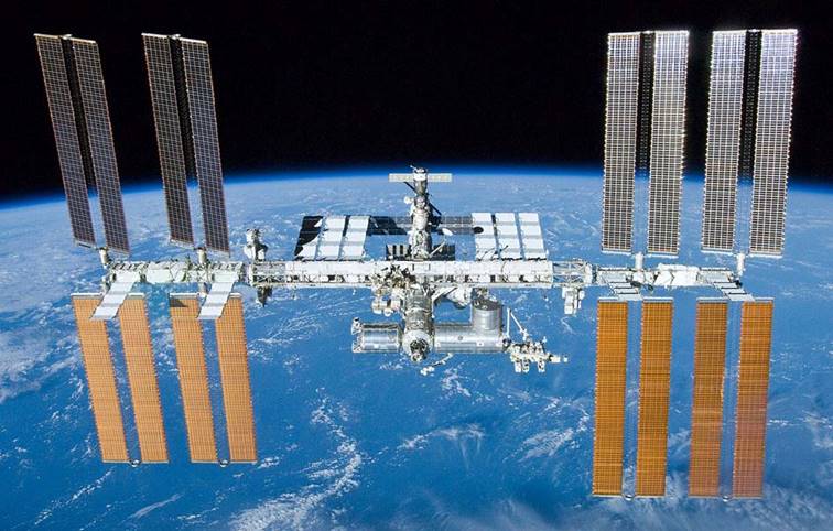 Une image contenant transport, satellite

Description gnre automatiquement