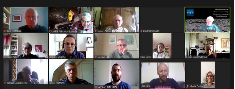 Une image contenant photo, diffrent, posant, homme

Description gnre automatiquement