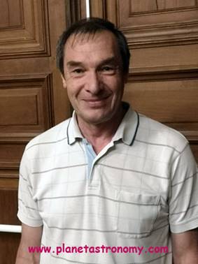 Une image contenant personne, homme, intrieur

Description gnre automatiquement