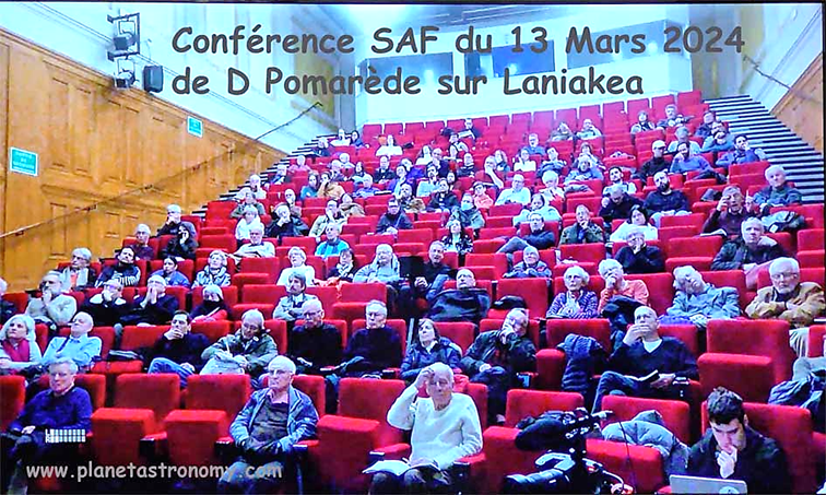 Une image contenant public, texte, habits, auditorium

Description gnre automatiquement