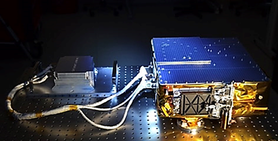 Une image contenant machine, fils lectriques, Appareils lectroniques, cble

Description gnre automatiquement