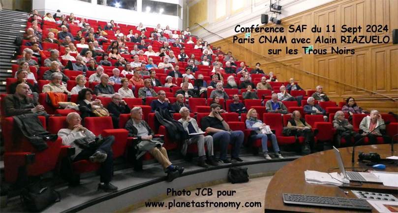 Une image contenant habits, intrieur, personne, auditorium

Description gnre automatiquement