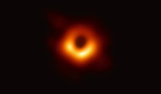 Une image contenant objet astronomique, obscurit, bougie, Ambr

Description gnre automatiquement