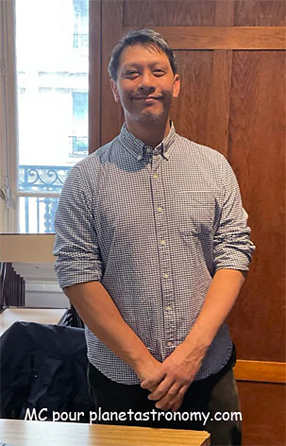 Une image contenant habits, personne, Visage humain, chemise

Le contenu gnr par lIA peut tre incorrect.